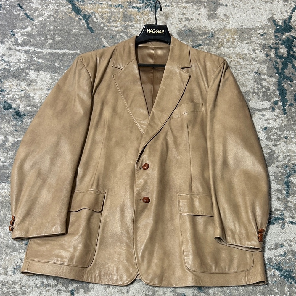 Vintage Scully Men's Tan Leather Sport Coat.  Size 46.